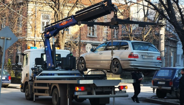 Възстановен платеният режим за кратковременно паркиране в "синята зона" на града и на обществените паркинги