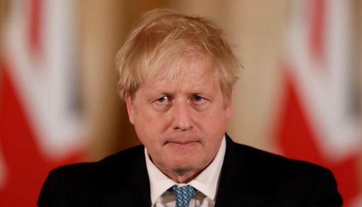 Премиерът на Великобритания ще въведе предупредителна система за коронавирус