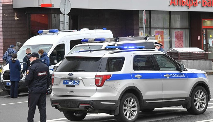 Охранителните органи са успели да задържат нападателя при шурм на банката