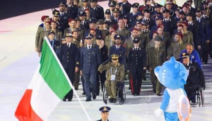 Италиански състезатели, завърнали се от Ухан, развиват симптоми, като на COVID-19