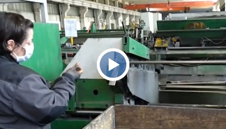 Близо 1300 души се регистрират в бюрата по труда всеки ден