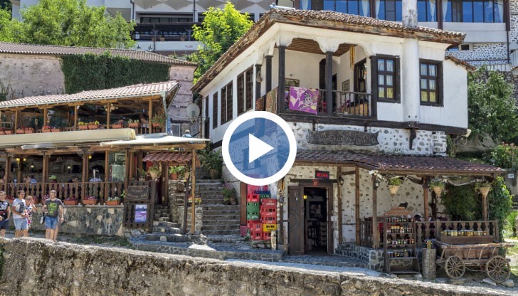 Николина Ангелкова обяви, че до момента няма фалирали туроператори