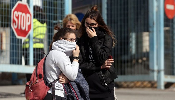 Застрахователи предлагат полица за COVID-19, но не поемат допълнителни сметки Застрахователи предлагат полица за COVID-19, но не поемат допълнителни сметки