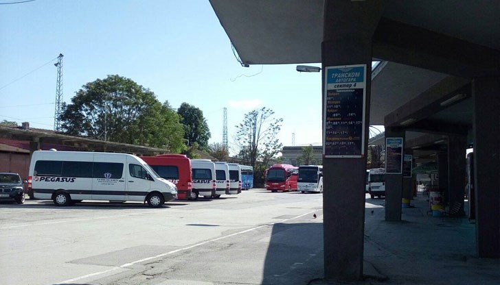 Автобусите ще превозват пътници както допреди обявяване на извънредното положение