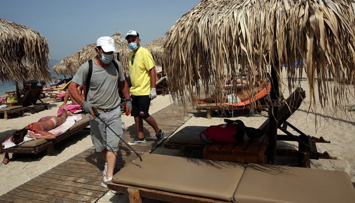 Много хора има и на свободните за плуване места