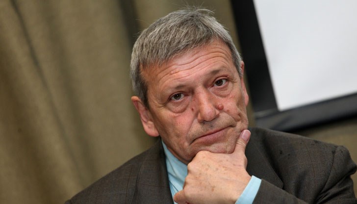 1/3 от населението ще срещне трудности в доходите, заяви икономистът