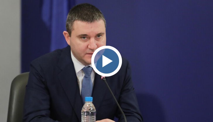 НА ЖИВО: Брифинг на Владислав Горанов и Емил Караниколов