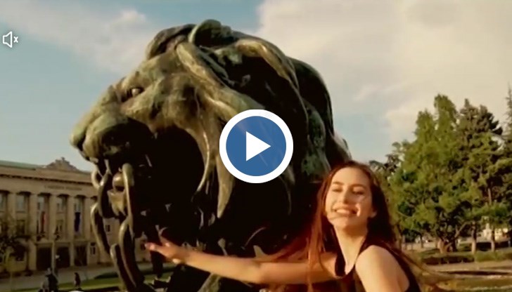 Габриела Великова бе част от дефиле с още над 420 момчета и момичета