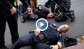 Трима българи полицаи са ранени при размириците в САЩ