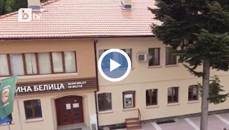 Завърналите се твърдят, че им няма нищо, въпреки че не знаят още резултата от тестовете за коронавирус