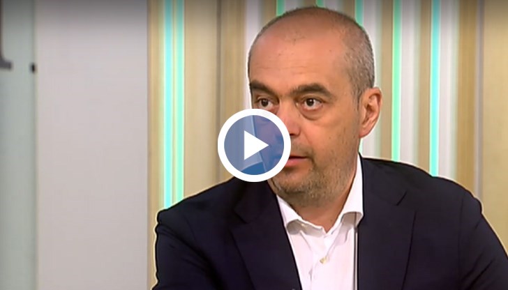 Д-р Кирилов: „През последните два месеца имаме много повече случаи на усложнения спрямо нормалното развитие на нещата. Отдавам този факт на това, че хората спряха за дълго време да посещават специалист”