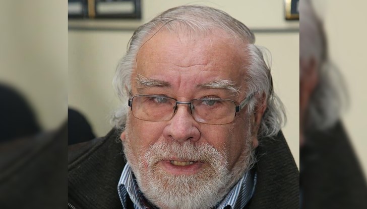 Всички дипломатически канцеларии следят тези информации