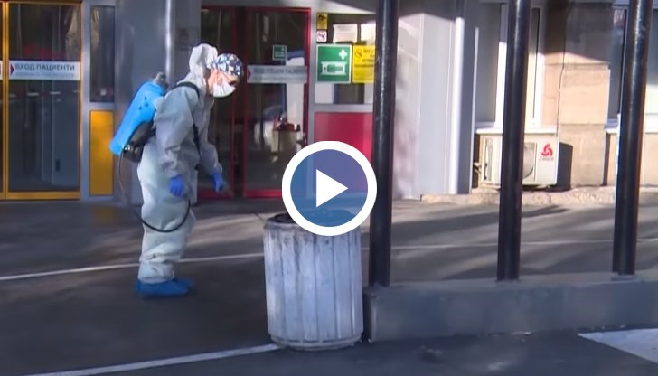 Пациент бил заключен и никой не отговарял на повикванията му. Казал на съпругата си, че ще се хвърли от балкона