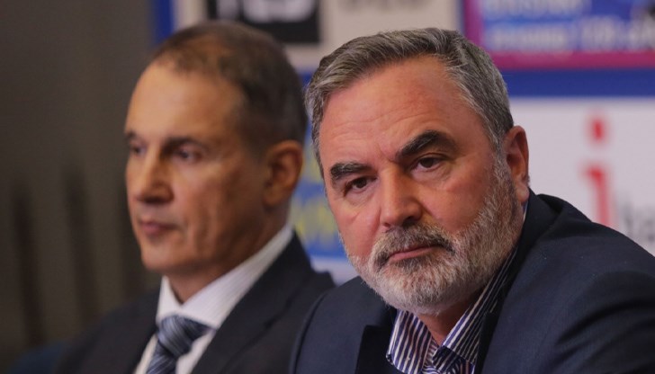 Доц. Кунчев: "1 от 20 PCR, може да даде грешен резултат"