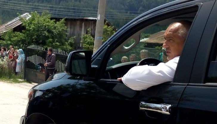 Театър, който Борисов нарича „работа” Театър, който Борисов нарича „работа”