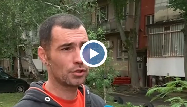 Освен пари и банкови карти, отмъкнали и автомобила им