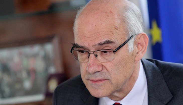 Сегашният състав на комисията ще определи цените на ток и парно, които трябва да влязат в сила от 1 юли Сегашният състав на комисията ще определи цените на ток и парно, които трябва да влязат в сила от 1 юли