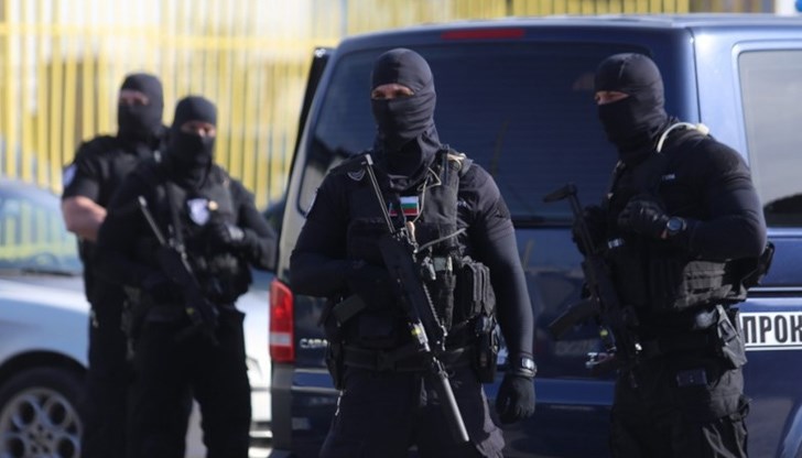 Проверяват се лица, регистрирани за продажба на дрога Проверяват се лица, регистрирани за продажба на дрога