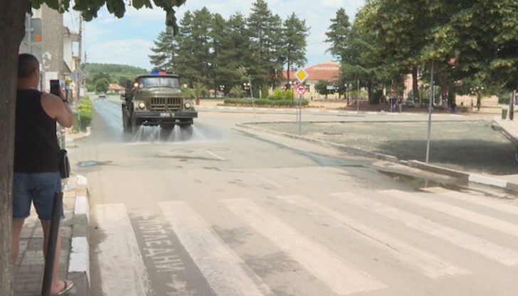 Кметът на града призова хората да не се поддават на паника Кметът на града призова хората да не се поддават на паника