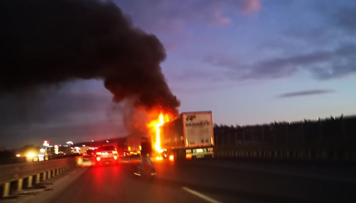 Необходимо е шофьорите да карат с повишено внимание и съобразена скорост