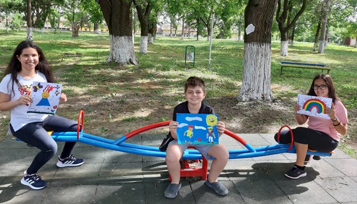 Четирите детски градини в община Ценово бяха отрупани с подаръци