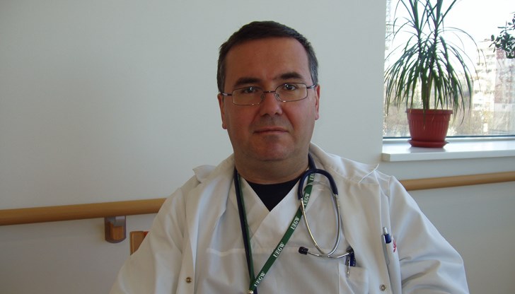 Прекомерният прием на алкохол и преяждането, освен до наднормено тегло, водят до метаболитен синдром и стеатоза Прекомерният прием на алкохол и преяждането, освен до наднормено тегло, водят до метаболитен синдром и стеатоза