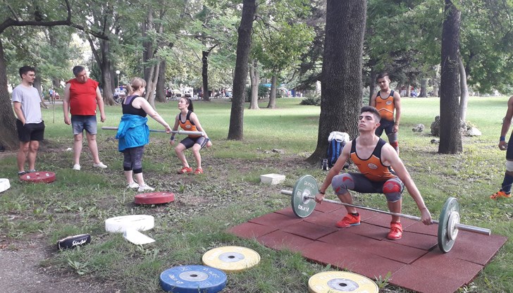 Инициативата е част от „100 дни спорт“