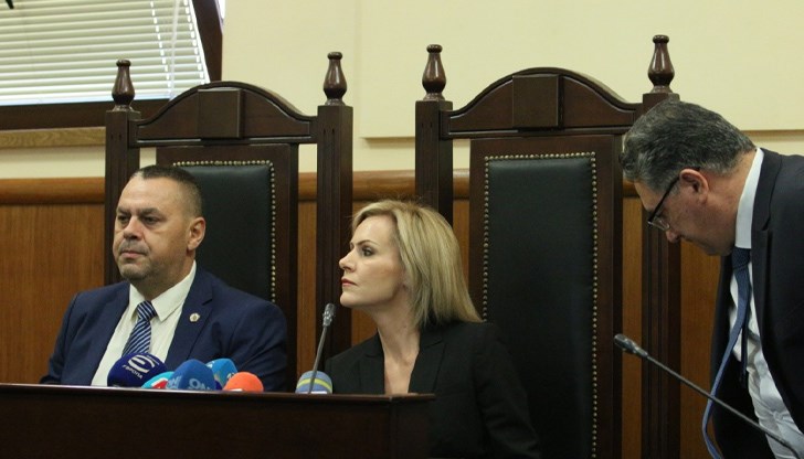 Досъдебното производство е организирано през май тази година по повод депозирана справка от Дирекция "Вътрешна сигурност" към МВР в Специализирана прокуратура