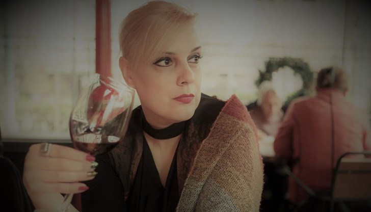 Стана модерно да канят женски същества с горните характеристики Стана модерно да канят женски същества с горните характеристики