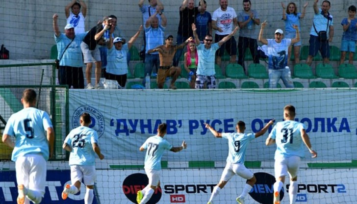 Играчите смятат да не излязат в мача срещу Арда, ако не получат дължимите им от клуба три заплати Играчите смятат да не излязат в мача срещу Арда, ако не получат дължимите им от клуба три заплати