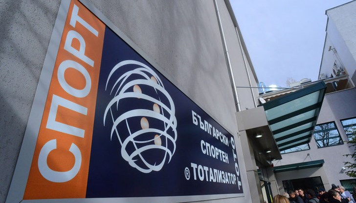 Сега БСТ плаща 6 пъти по-скъпо за излъчването на тиражите по БНТ, отколкото преди 2 години Сега БСТ плаща 6 пъти по-скъпо за излъчването на тиражите по БНТ, отколкото преди 2 години