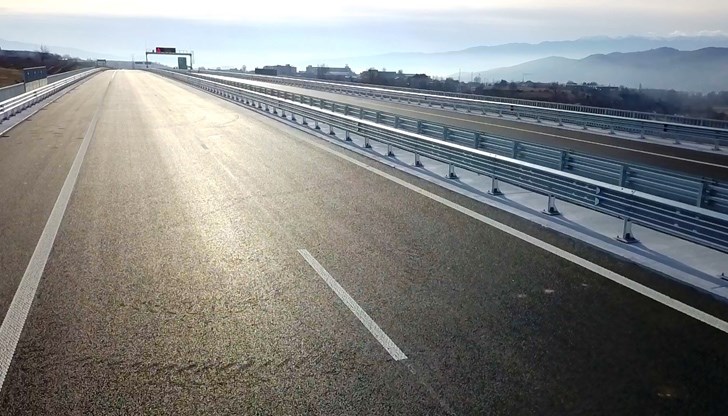 Както може да се очаква, става въпрос за административна работа с неясен ефект