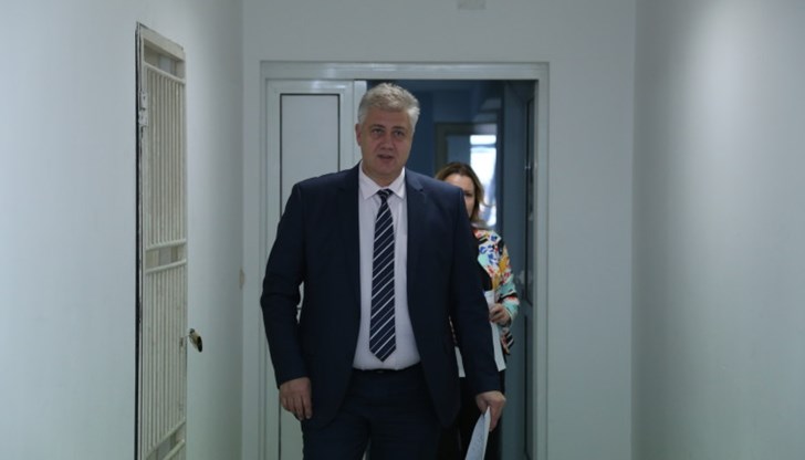 Повод за него явно е новият рекорд на заразени от днес - 132-ма