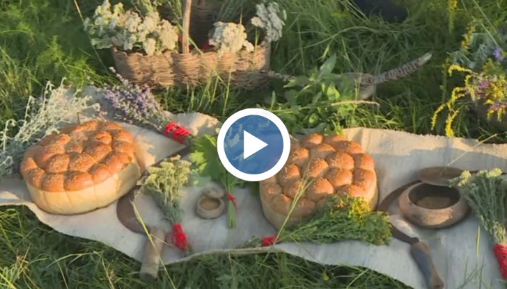 Как жителите на русенското село отбелязват празника