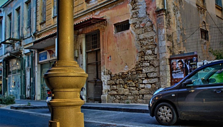 Той трябва да бъде попълнен онлайн най-малко 48 часа преди влизане в Гърция