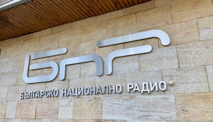 Без събеседници в студиата на БНР заради заразата от коронавирус Без събеседници в студиата на БНР заради заразата от коронавирус