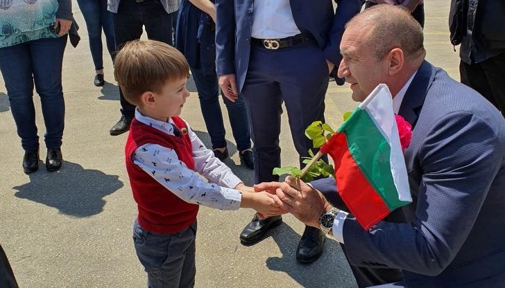 Щастлив 1 юни на всяко българско дете, честити президентът празника
