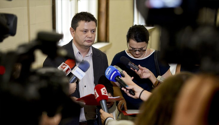 Николай Стайков заяви, че тормозът е започнал, след като е потърсил "конкретни лица" по разследване, върху което работи