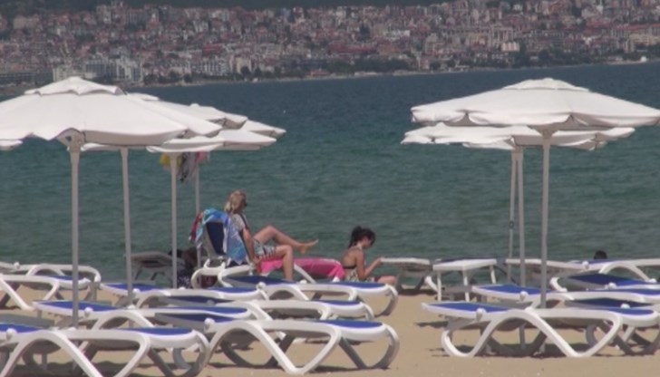 Хотелите останаха празни след отменени полети Хотелите останаха празни след отменени полети