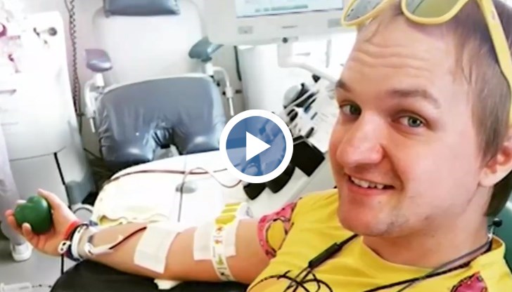 През 2014 година той решава, че трябва да запълни свободното си време с благородна кауза