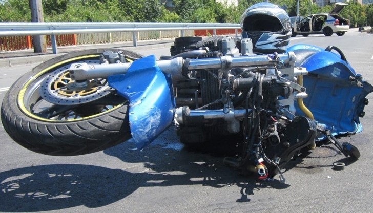 При падането мъжът получил счупване на ребра и контузия на бял дроб При падането мъжът получил счупване на ребра и контузия на бял дроб