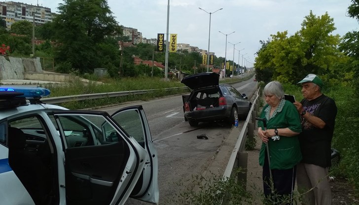 22-годишната жена се е забила в мантинелата, за да не блъсне пешеходеца