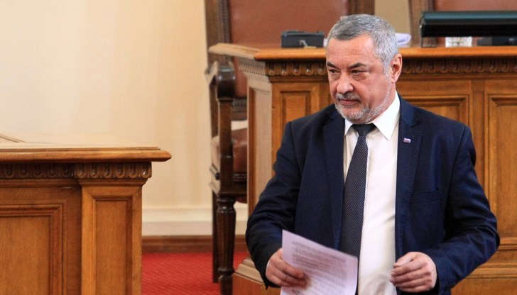 Бюджетната комисия отхвърли хазартните промени на Валери Симеонов
