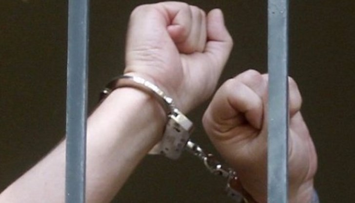 Жената се е обърнала към Отдела за закрила на детето с молба да бъде настанена с децата си в приют