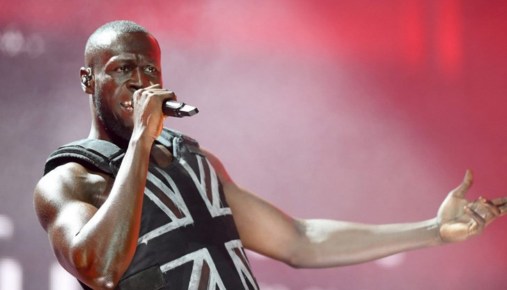 Стормзи е първият рапър, изявил се като хедлайнер Стормзи е първият рапър, изявил се като хедлайнер