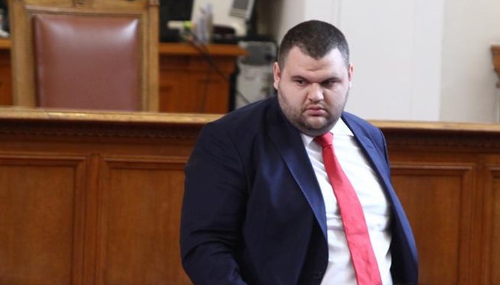 Депутатът от ДПС честити на децата 1 юни Депутатът от ДПС честити на децата 1 юни