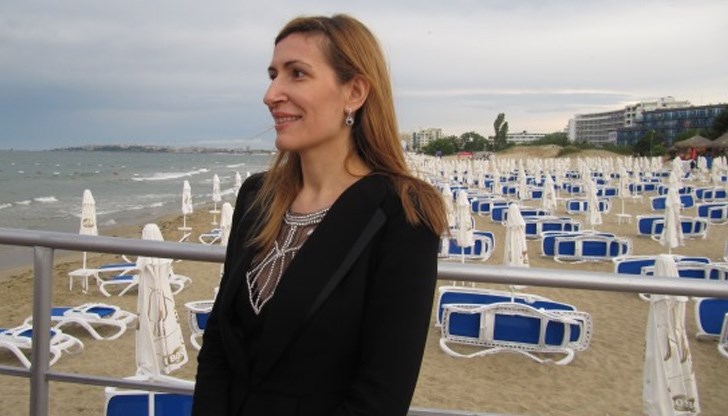 Затворени хотели и чартъри, които не идват – така може да се опише ситуацията по българското Черноморие Затворени хотели и чартъри, които не идват – така може да се опише ситуацията по българското Черноморие