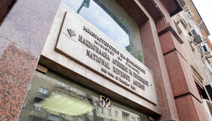 Трима от тях ще работят на Дунав мост при Русе Трима от тях ще работят на Дунав мост при Русе