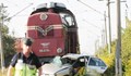 Влак помете кола край Шумен