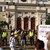 Протестиращите вече са пред парламента Протестиращите вече са пред парламента